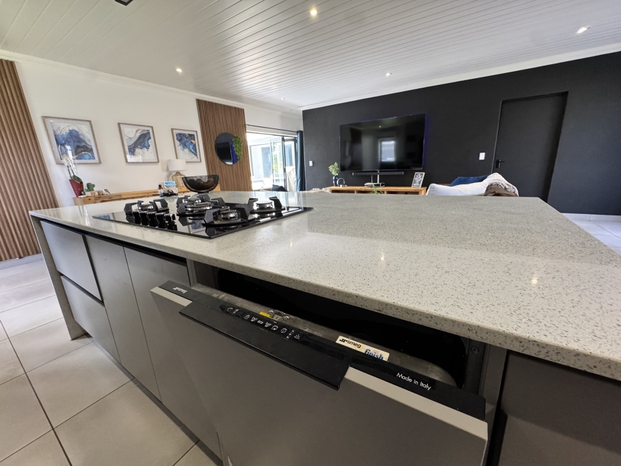 3 Bedroom Property for Sale in Wilkoppies North West